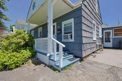 Exterior - 37 Algernon St, Cornwall, NY 12518 photo 2 of 8