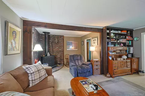 Living - 37 Algernon St, Cornwall, NY 12518 photo 2 of 4