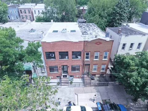 1726 Summerfield St, New York, NY 11385