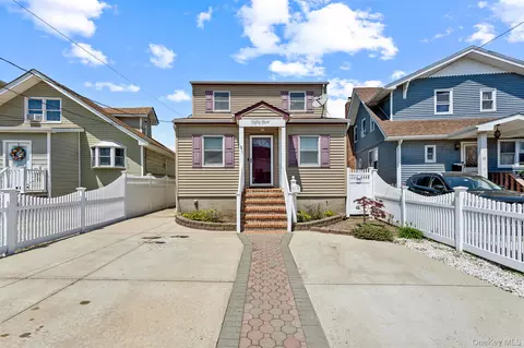 55 West Ave, Lawrence, NY 11559