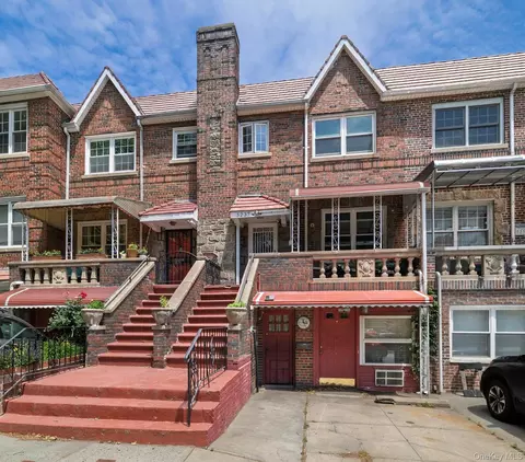 5237 39th Ave, New York, NY 11104