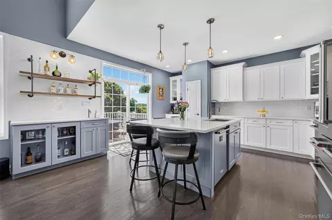 Kitchen - 38 Pinehurst Cir, Monroe, NY 10950 photo 3 of 6