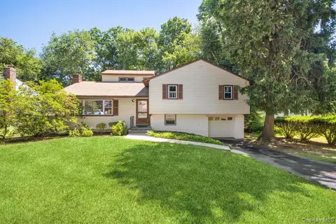 5 Hemlock Rd, Greenburgh, NY 10530