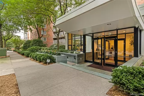 2575 Palisade Ave #2G, Bronx, NY 10463