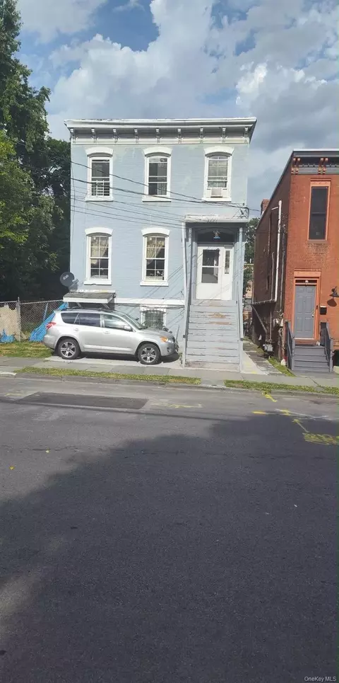 188 Dubois St, Newburgh, NY 12550