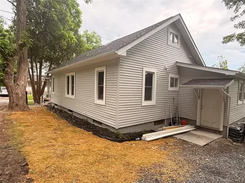 20 Nevins St, Ellenville, NY 12428