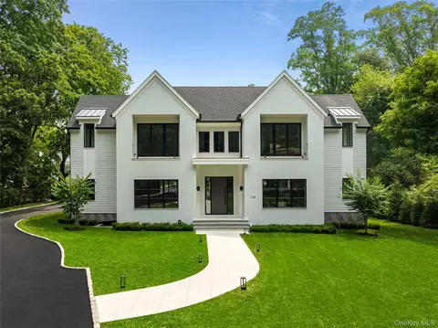 110 Dogwood Ave, North Hempstead, NY 11576