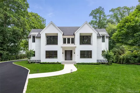 110 Dogwood Ave, North Hempstead, NY 11576