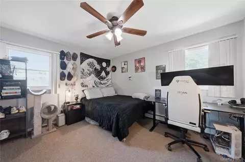 Bedroom - 58 Highland Ave, Patchogue, NY 11772 photo 2 of 5