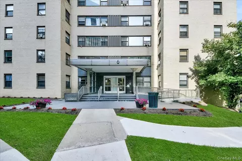 6 Fordham Hill Oval #10A, New York, NY 10468