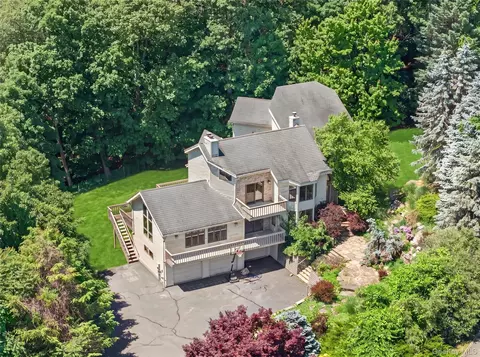 25 S Ridge Rd, Pomona, NY 10970