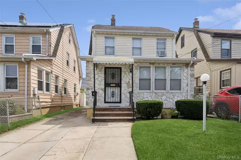 112-17 201st St, New York, NY 11412