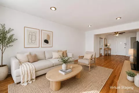 6393 Woodhaven Blvd #6F, Rego Park, NY 11374