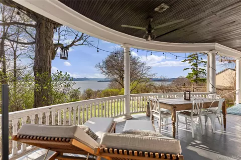 Exterior - 28 Hamilton Ave, Ossining, NY 10562 photo 1 of 3