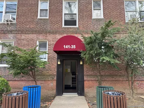 141-35 79th Ave #3M, Flushing, NY 11367