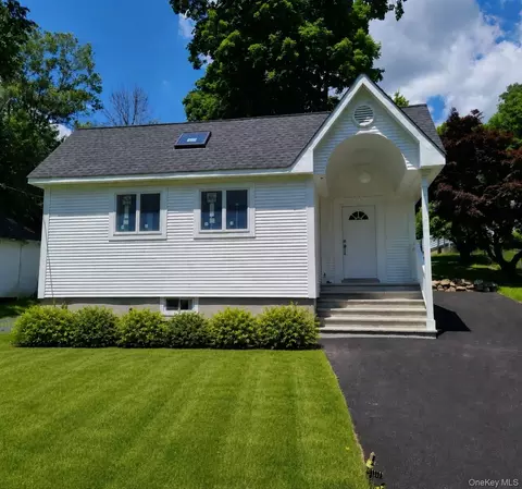 28 Hamilton Ave, Ramapo, NY 10974