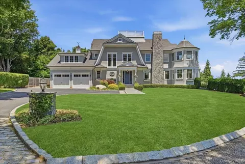 7 Preston Ln, Setauket, NY 11733