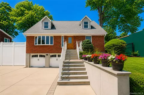 163 Bennett Ave, Staten Island, NY 10312