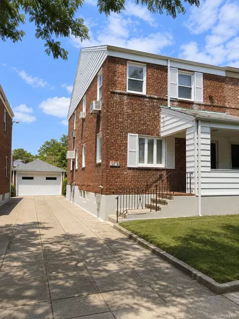 137-53 71st Ave, Flushing, NY 11367