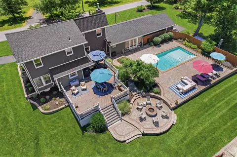 10 Jones Rd, Warwick, NY 10990