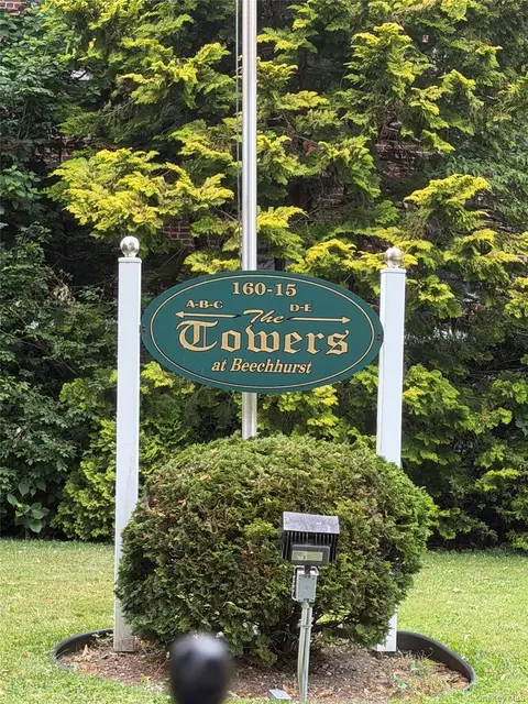 160-15 Powells Cove Blvd #C7, Whitestone, NY 11357