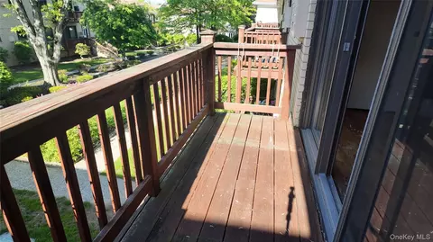 80 Sneden Pl #80, Ramapo, NY 10977