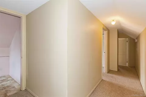 Entry Way - 23 S Summit Ave, Patchogue, NY 11772 photo 3 of 3