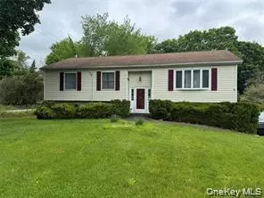 2 Shirley Dr, Patterson, NY 12563