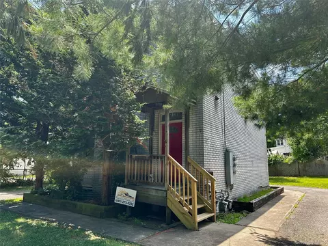 7 Columbus St, New Windsor, NY 12553