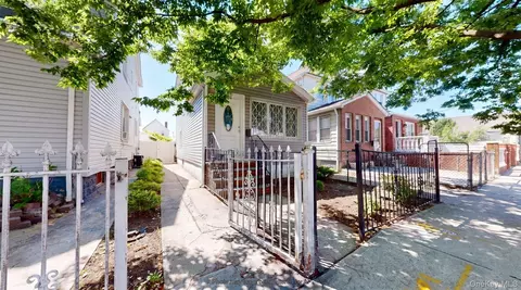 150-18 115th Dr, Jamaica, NY 11434