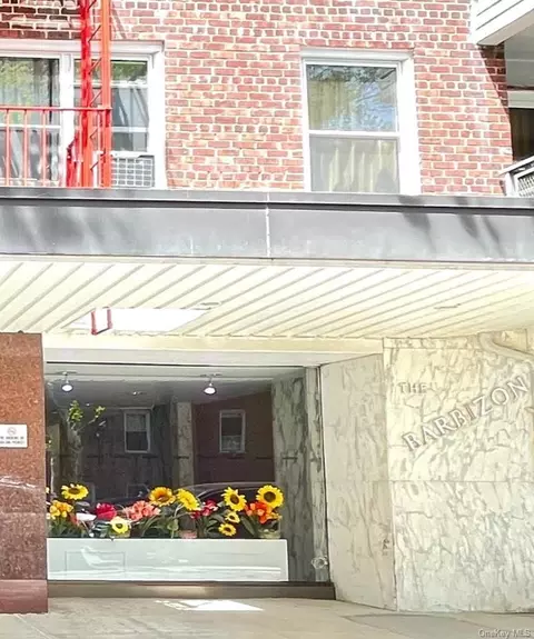 142-05 Roosevelt Ave #537, New York, NY 11354