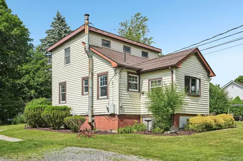 96 Walton Ter, Monroe, NY 10950