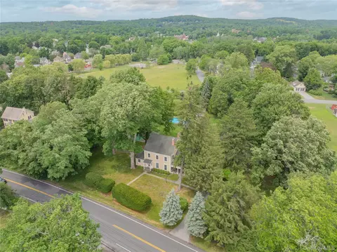 57 Galloway Rd, Warwick, NY 10990
