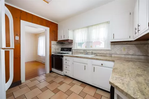 Kitchen - 37 Florence Ave, Fishkill, NY 12524 photo 2 of 2
