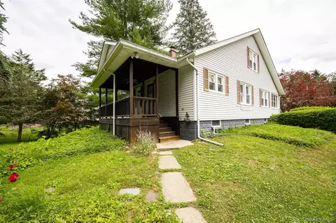 Exterior - 37 Florence Ave, Fishkill, NY 12524 photo 4 of 7