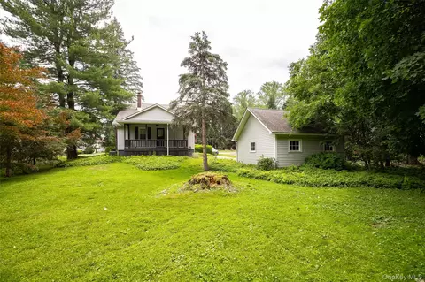 Exterior - 37 Florence Ave, Fishkill, NY 12524 photo 6 of 7