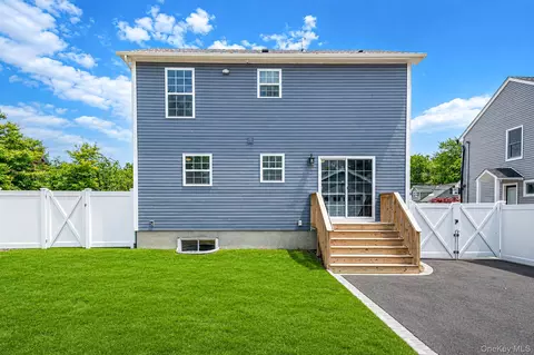 Exterior - 25 First St W, Patchogue, NY 11772 photo 4 of 5