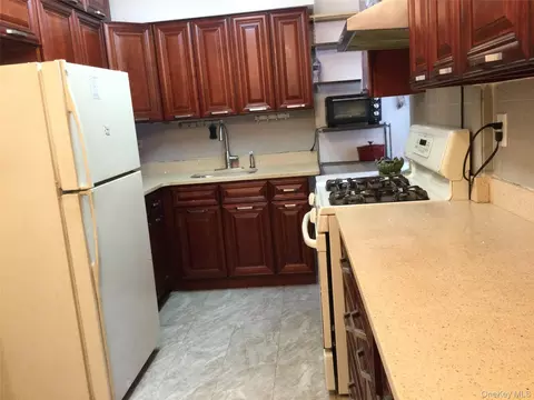 Kitchen - 66-10 149 St #3F, Flushing, NY 11367 photo 1 of 1