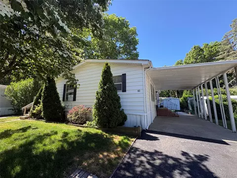 52583 Riverleigh Ave #83, Riverhead, NY 11901