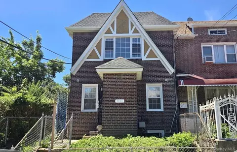 3311 Bouck Ave, New York, NY 10469