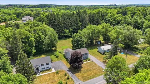 View/Area - 122 River Rd, Shawangunk, NY 12589 photo 2 of 5