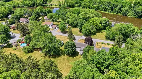 View/Area - 122 River Rd, Shawangunk, NY 12589 photo 3 of 5