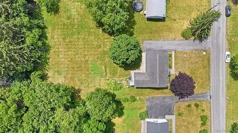 View/Area - 122 River Rd, Shawangunk, NY 12589 photo 1 of 5