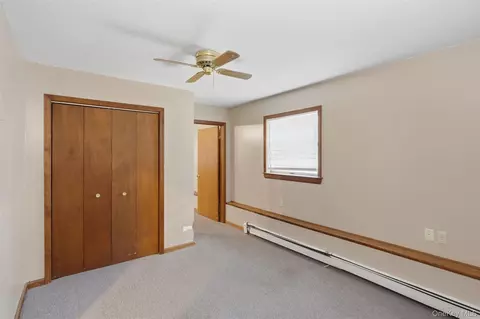 Bedroom - 122 River Rd, Shawangunk, NY 12589 photo 8 of 9