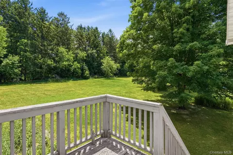 Exterior - 122 River Rd, Shawangunk, NY 12589 photo 6 of 8