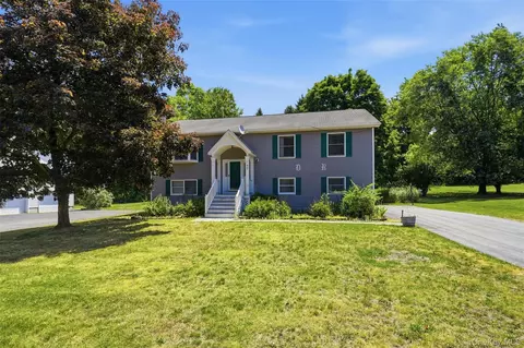 122 River Rd, Shawangunk, NY 12589