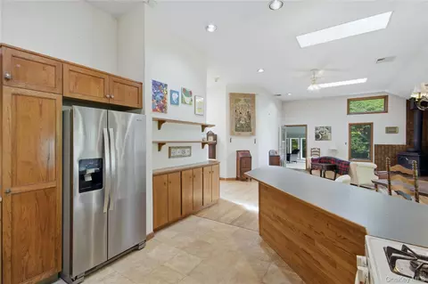 Kitchen - 4 Loggers Ct, Kent, NY 10512 photo 1 of 1