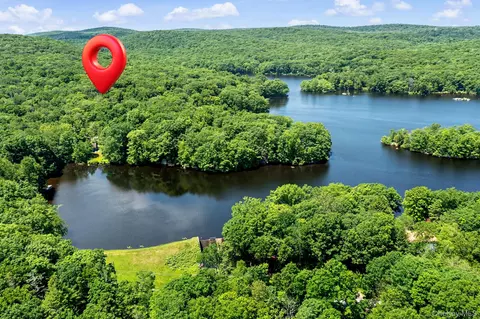 View/Area - 4 Loggers Ct, Kent, NY 10512 photo 3 of 4