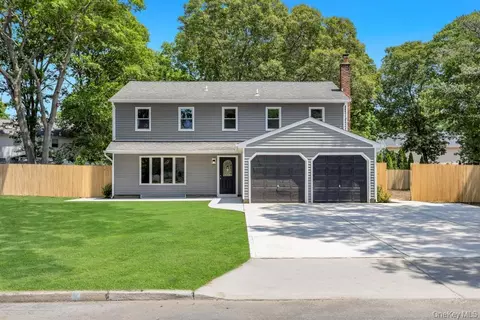 369 Dare Rd, Selden, NY 11784