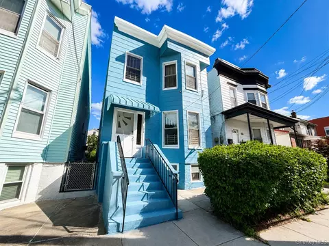 2828 Coddington Ave, New York, NY 10461
